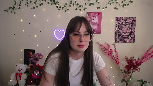 Amanda Bright  online show from 05/22/26, 10:24