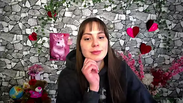 Amanda Bright  online show from 02/03/26, 12:43