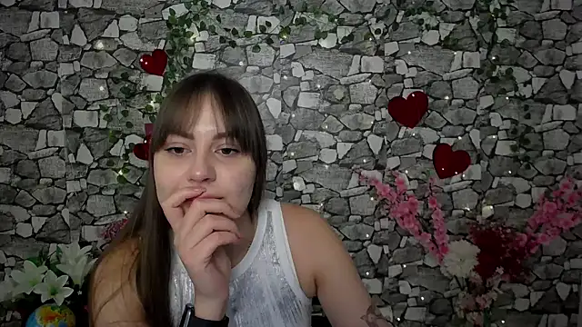 Snapshot of Amanda_Bright_ chatting on 12/01/25, 10:49 Amanda Bright online show from 12/01/25, 10:49