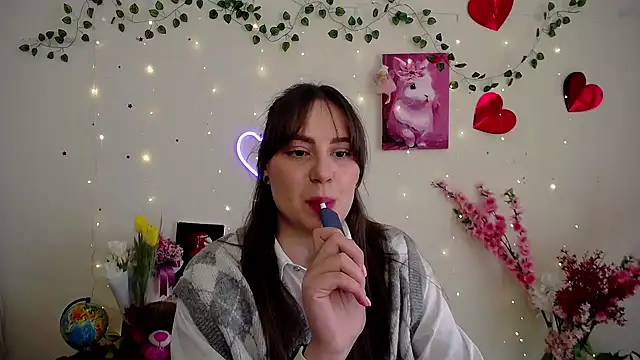 Amanda Bright  online show from 03/10/26, 07:34