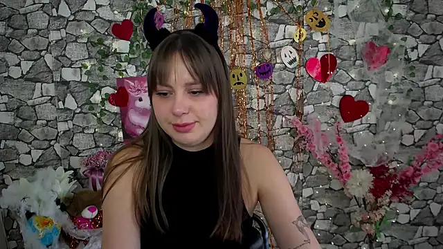 Snapshot of Amanda_Bright_ chatting on 10/30/25, 08:56 Amanda Bright online show from 10/30/25, 08:56