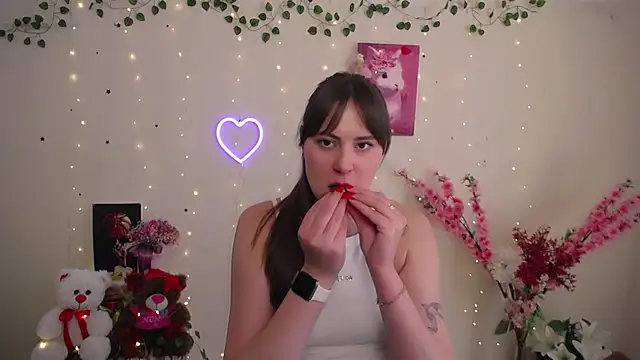 Amanda Bright  online show from 05/07/26, 10:40