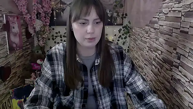 Snapshot of Amanda_Bright_ chatting on 10/09/25, 06:47 Amanda Bright online show from 10/09/25, 06:47