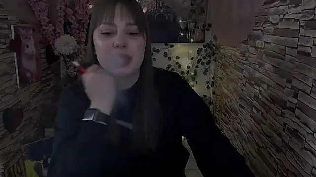 Snapshot of Amanda_Bright_ chatting on 10/22/25, 06:35 Amanda Bright online show from 10/22/25, 06:35