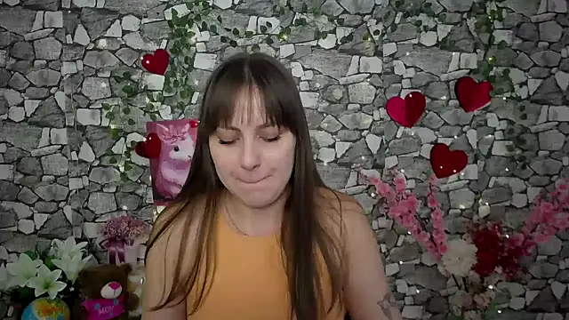 Snapshot of Amanda_Bright_ chatting on 11/05/25, 08:17 Amanda Bright online show from 11/05/25, 08:17