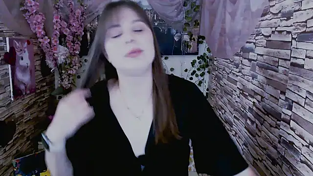 Snapshot of Amanda_Bright_ chatting on 09/22/25, 07:14 Amanda Bright online show from 09/22/25, 07:14