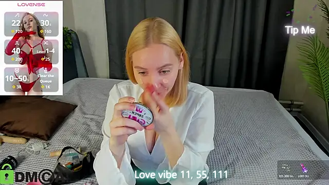 Anna Chelsea online show from 11/01/25, 12:39