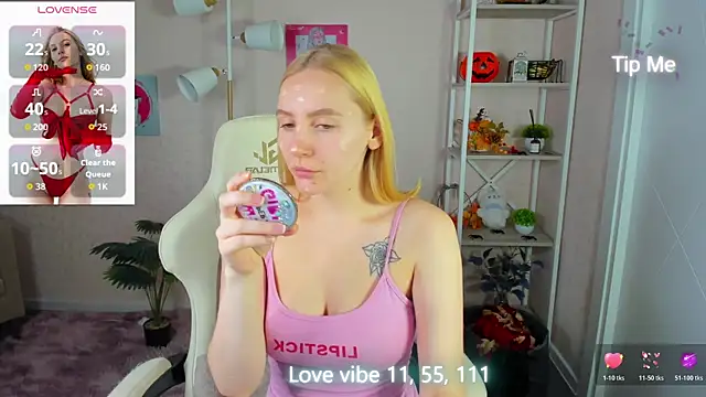 Anna Chelsea online show from 11/28/25, 12:44