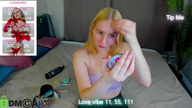 Anna Chelsea online show from 11/22/25, 12:10