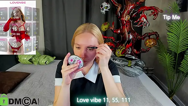 Anna Chelsea online show from 10/30/25, 11:45