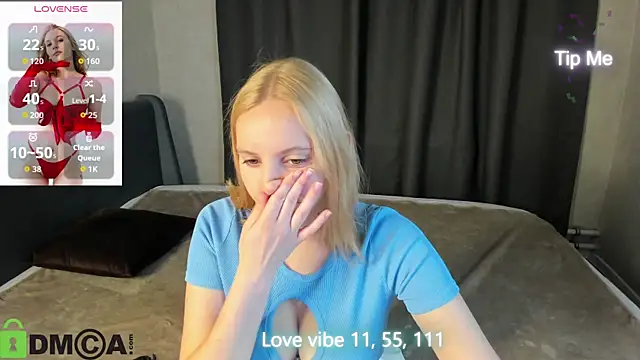 Snapshot of Anna_Chelsea chatting on 10/09/25, 11:27 Anna Chelsea online show from 10/09/25, 11:27