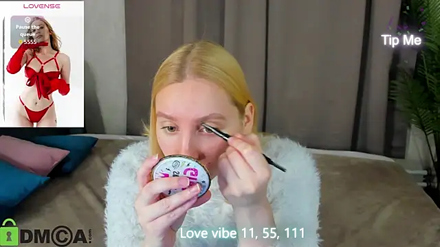 Anna Chelsea online show from 12/22/25, 01:06