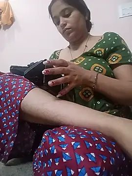 Snapshot of Trisha_71 chatting on 07/23/26, 01:58 Trisha 71 online show from 07/23/26, 01:58