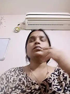 Snapshot of Trisha_71 chatting on 07/03/26, 02:56 Trisha 71 online show from 07/03/26, 02:56