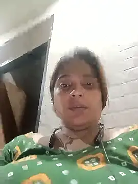 Snapshot of Trisha_71 chatting on 05/07/26, 06:00 Trisha 71 online show from 05/07/26, 06:00