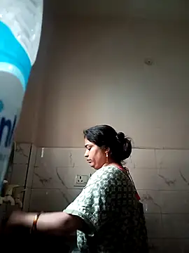 Trisha 71 online show from 10/30/25, 03:38