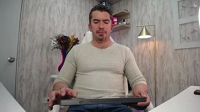 JuanKFit 45 online show from 02/25/26, 03:40