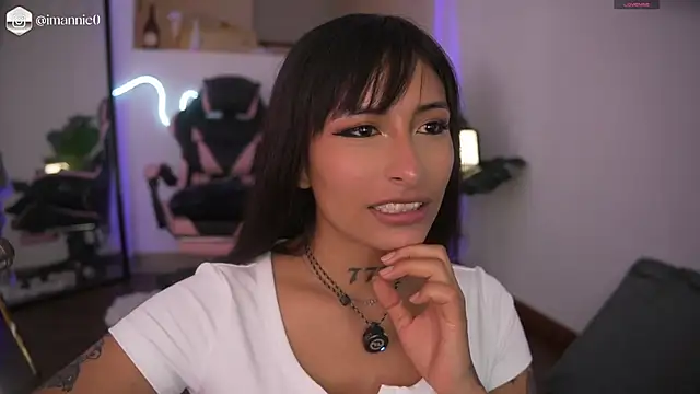 AnnieCouperr online show from 04/14/26, 07:52