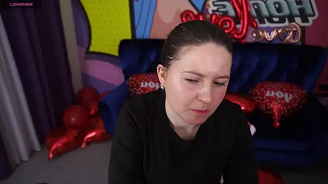 Snapshot of CraveeDoll chatting on 02/10/26, 01:54 CraveeDoll online show from 02/10/26, 01:54