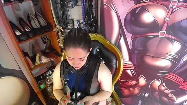 Valeria de leon online show from 12/21/25, 08:42