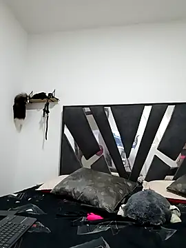 Demy Rhoades online show from 03/27/26, 12:06