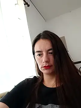 Demy Rhoades online show from 05/05/26, 01:47