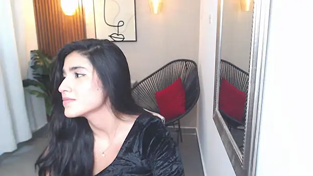 Lia Mar  online show from 04/24/26, 06:10