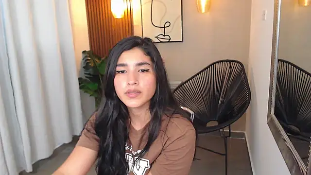 Lia Mar  online show from 04/13/26, 06:12