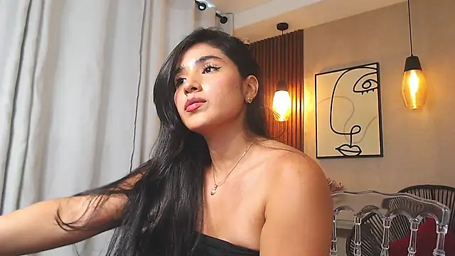 Lia Mar  online show from 04/27/26, 06:50
