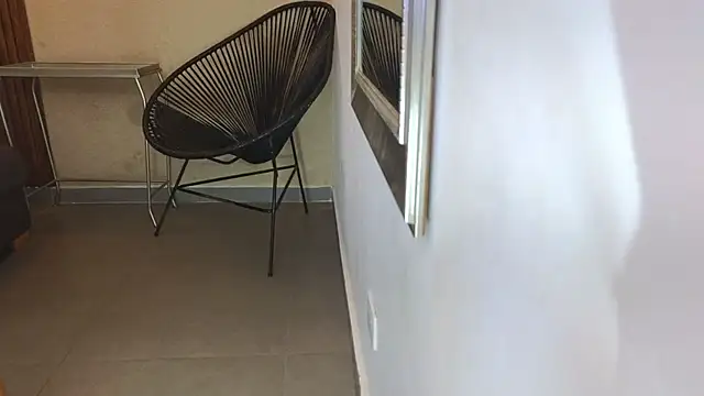 Lia Mar  online show from 10/25/25, 06:08