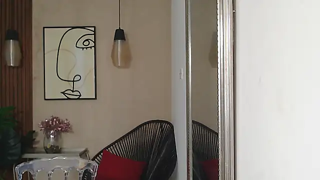 Lia Mar  online show from 05/07/26, 06:11