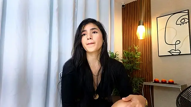 Lia Mar  online show from 11/14/25, 06:11