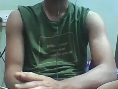 Snapshot of sunny26814 chatting on 12/15/25, 07:20 sunny26814 online show from 12/15/25, 07:20