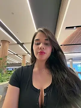 BellaLeclair online show from 03/27/26, 10:43