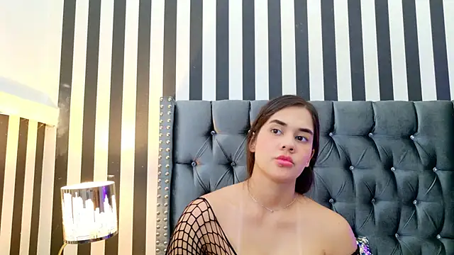 BellaLeclair online show from 01/09/26, 04:25