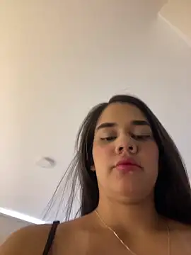 BellaLeclair online show from 03/21/26, 07:18