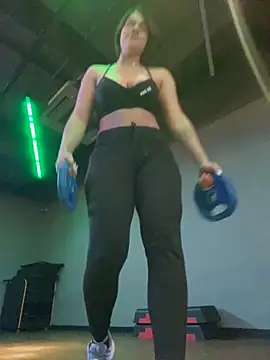 BellaLeclair online show from 12/05/25, 02:37