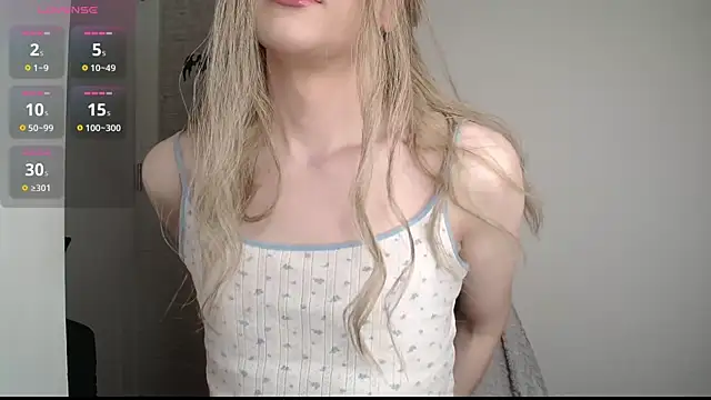 Crystal Valentine online show from 05/25/26, 05:44