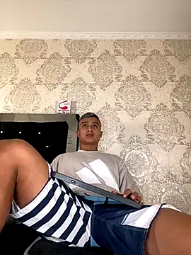 ThiagoBlaze online show from 10/21/25, 02:44