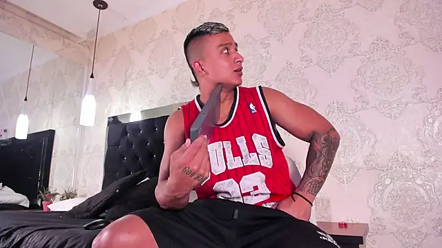 ThiagoBlaze online show from 09/30/25, 11:44