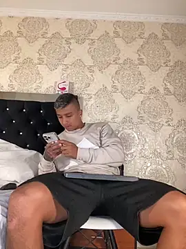 ThiagoBlaze online show from 11/07/25, 03:11