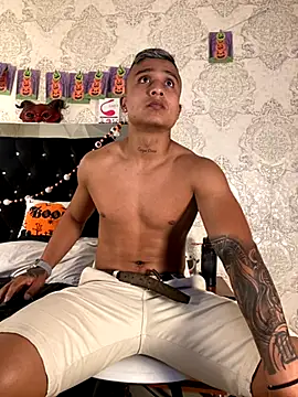 ThiagoBlaze online show from 10/29/25, 02:21