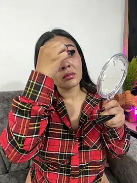 Snapshot of meli__brown chatting on 12/04/25, 06:12 meli brown online show from 12/04/25, 06:12