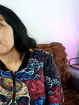 Snapshot of meli__brown chatting on 11/09/25, 03:43 meli brown online show from 11/09/25, 03:43