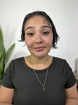 Snapshot of meli__brown chatting on 03/27/26, 05:16 meli brown online show from 03/27/26, 05:16