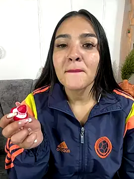 Snapshot of meli__brown chatting on 12/20/25, 02:25 meli brown online show from 12/20/25, 02:25