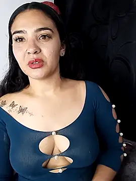 Snapshot of meli__brown chatting on 09/19/25, 04:16 meli brown online show from 09/19/25, 04:16