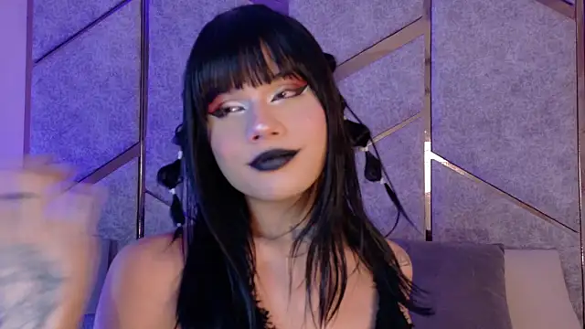 NATASHAA WINZ online show from 06/25/26, 05:34