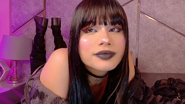 NATASHAA WINZ online show from 06/18/26, 09:47