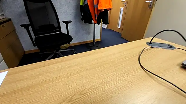 Oorse1966 online show from 11/12/25, 11:58